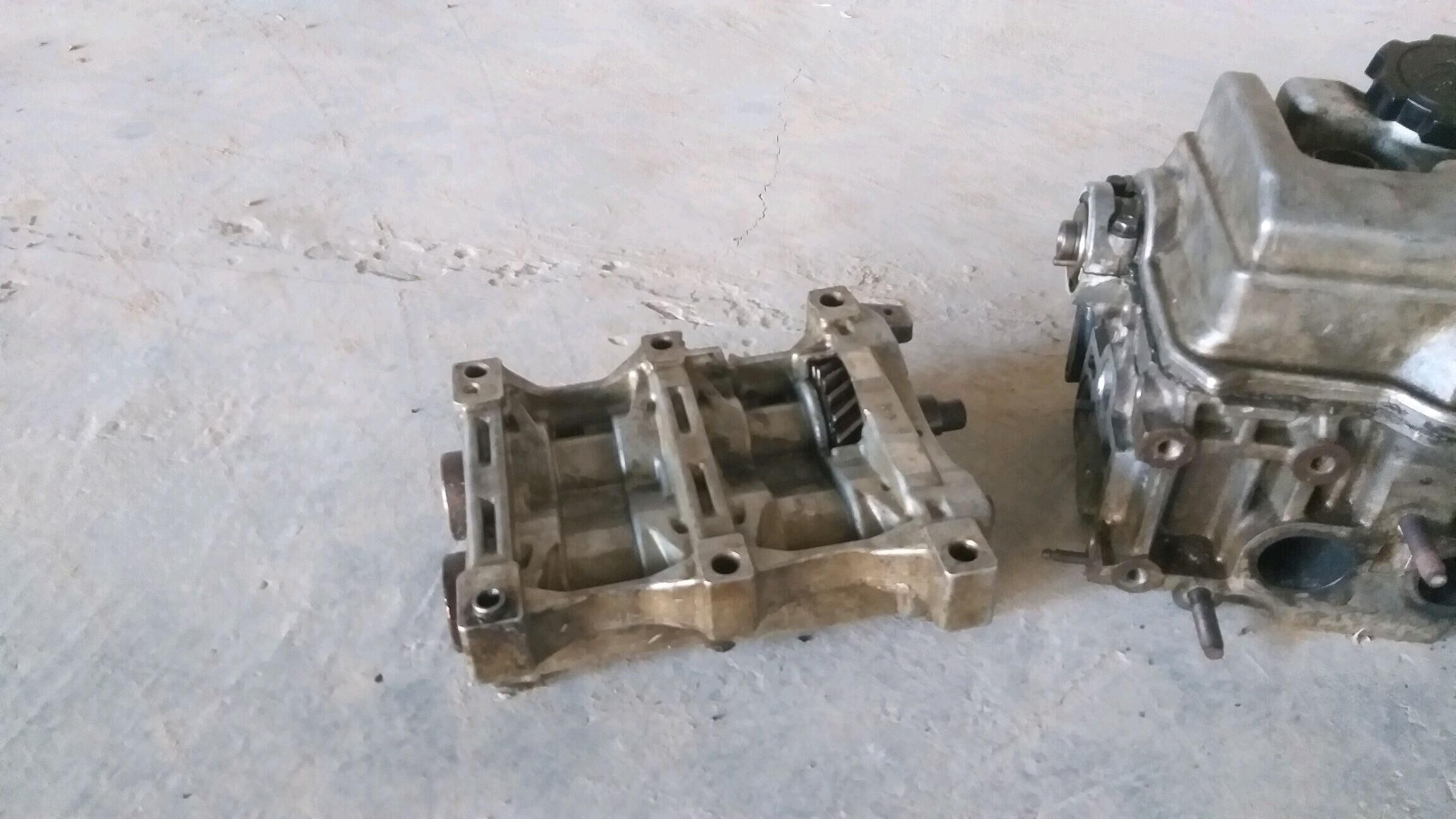 тайота 2.2бабочка запчас 2 000 TMT - Türkmenabat - img 1