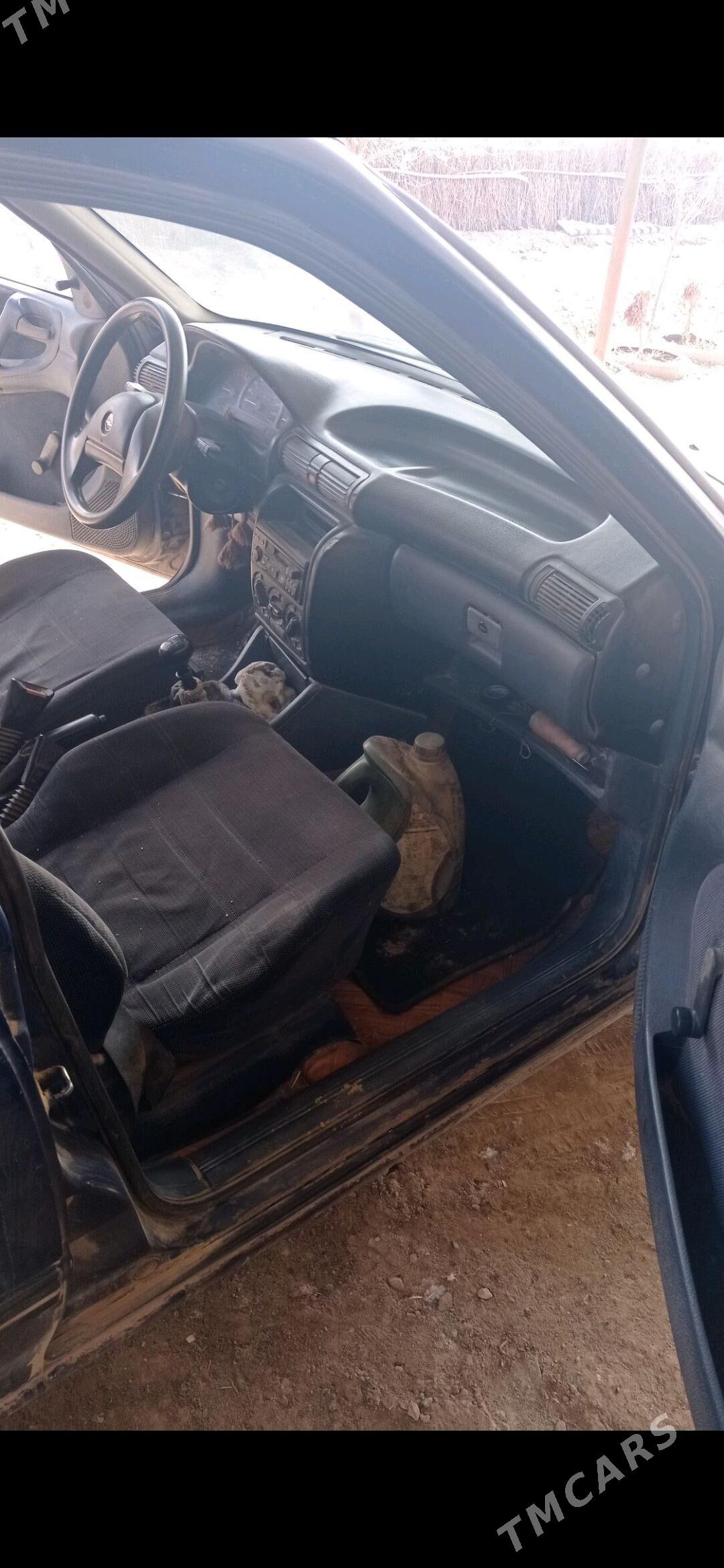 Opel Astra 1992 - 35 000 TMT - Türkmenbaşy etr. - img 3