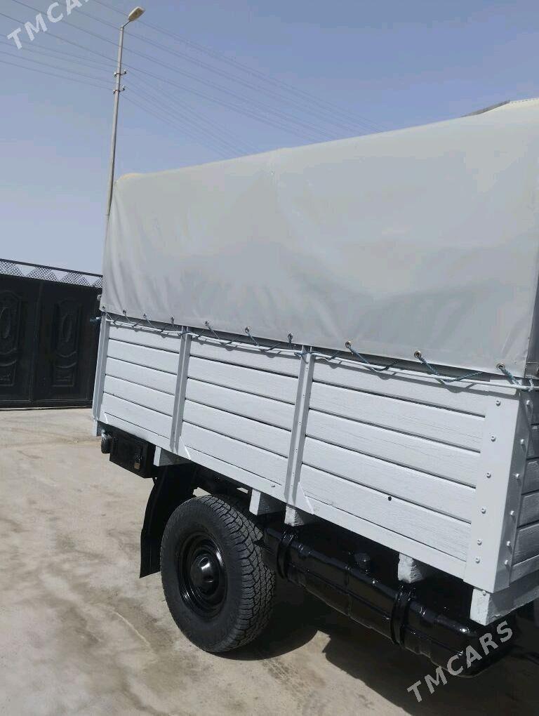 UAZ 2206 1999 - 100 000 TMT - Мары - img 4