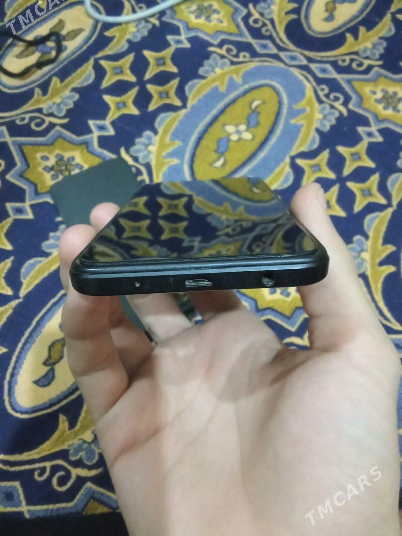 Redmi A2+ 64 - Гызыларбат - img 2