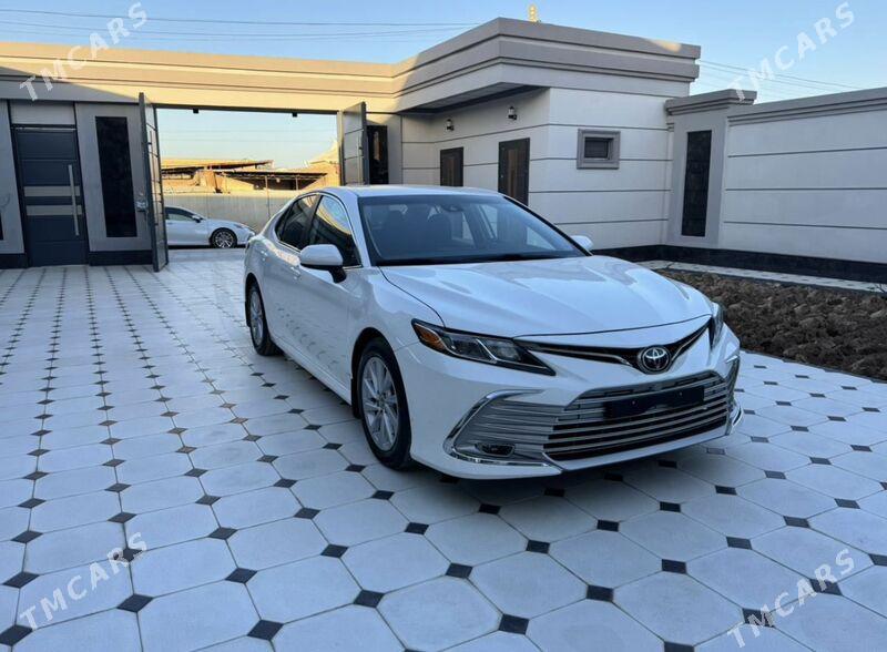 Toyota Camry 2021 - 335 000 TMT - Мары - img 3