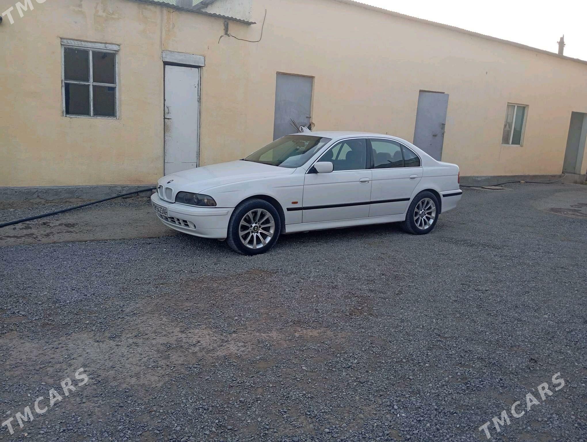 BMW E39 2001 - 110 000 TMT - Рухабат (90-й разьезд) - img 2