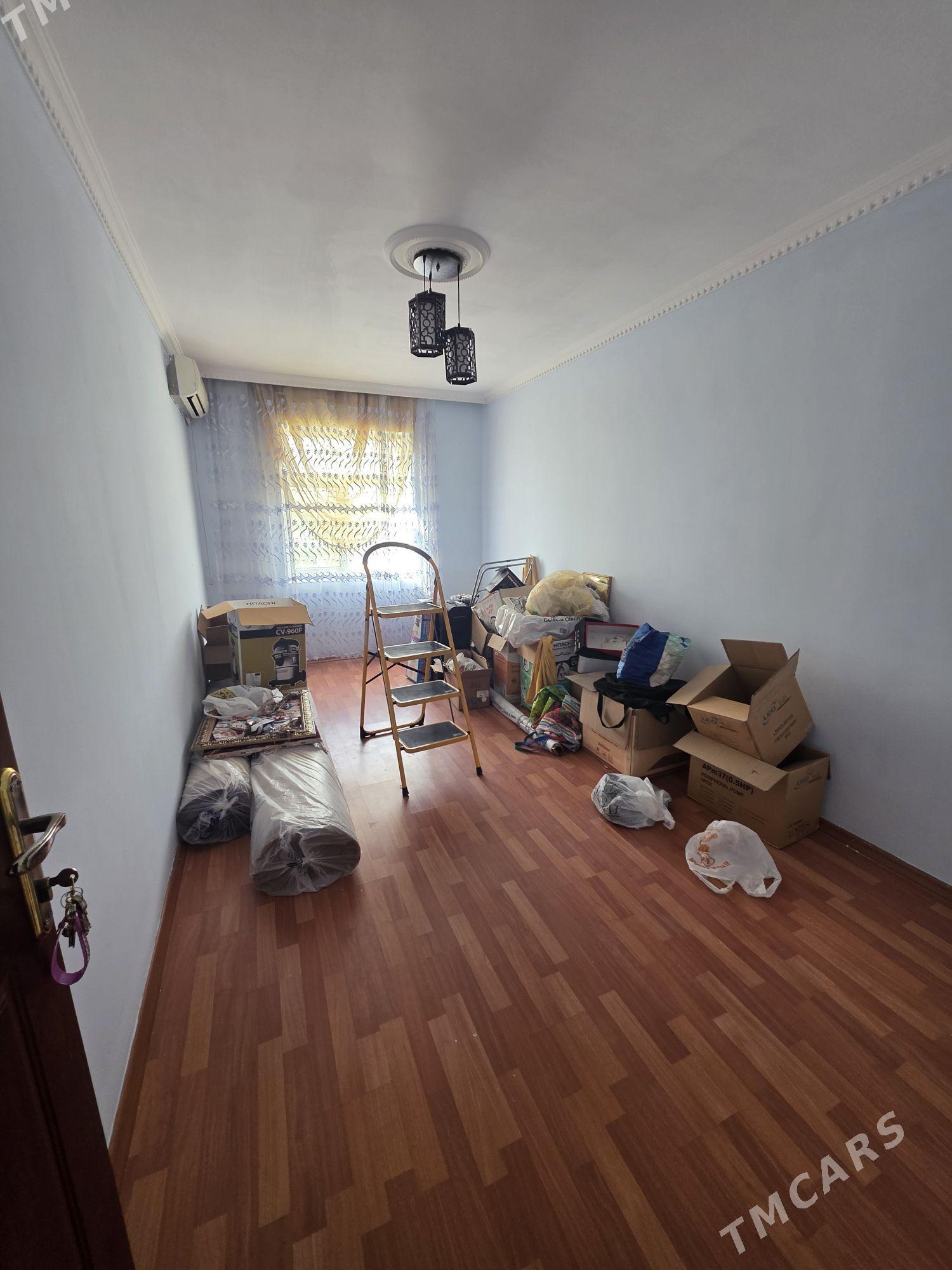 5 МКР 4 комн 130м2 - 5 мкр - img 3