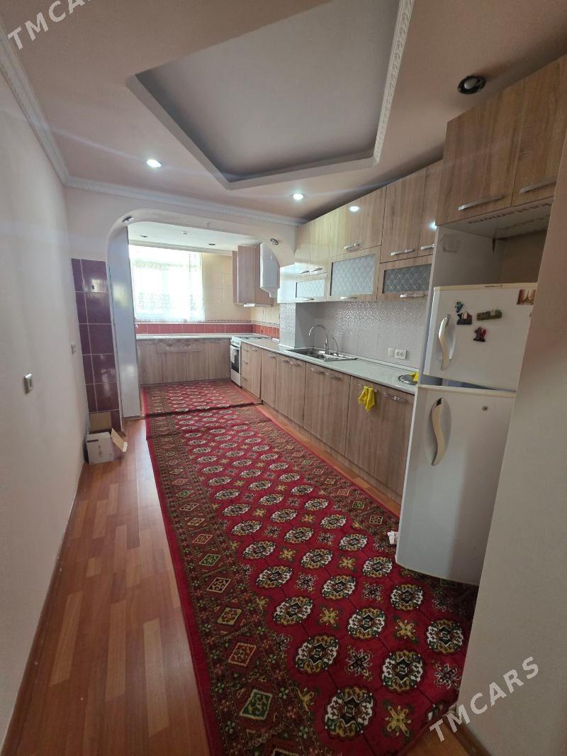 5 МКР 4 комн 130м2 - 5 мкр - img 8