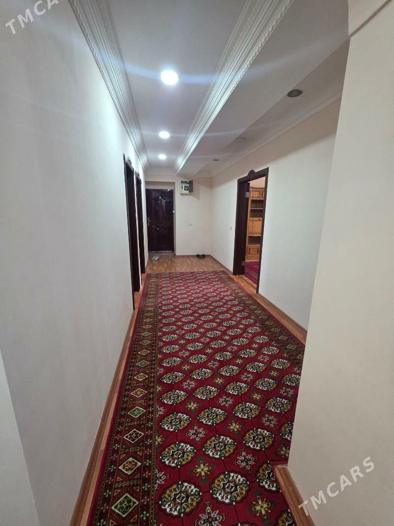 5 МКР 4 комн 130м2 - 5 мкр - img 5