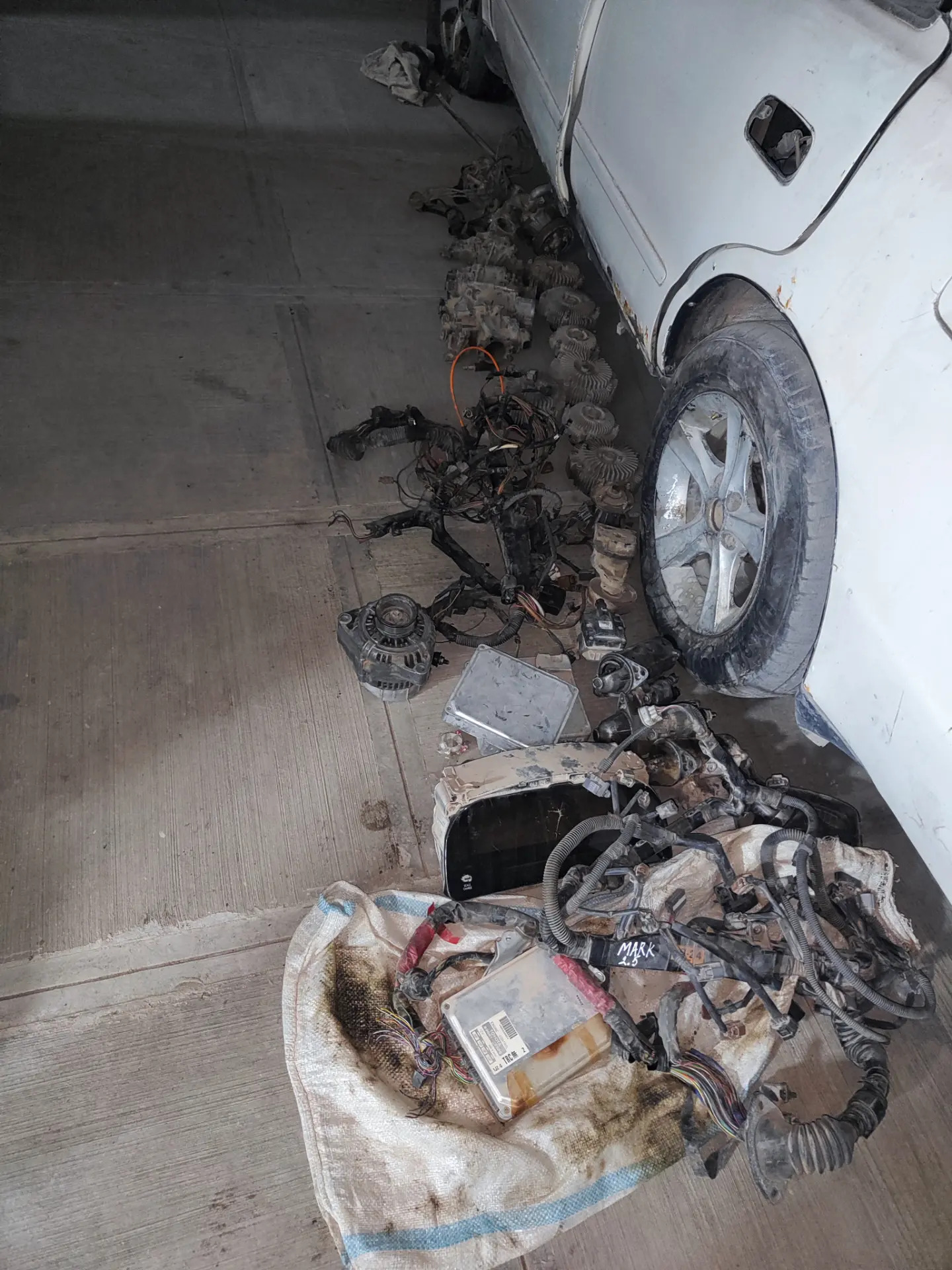 Mark || Mork 100 000 TMT - Туркменабат - img 4