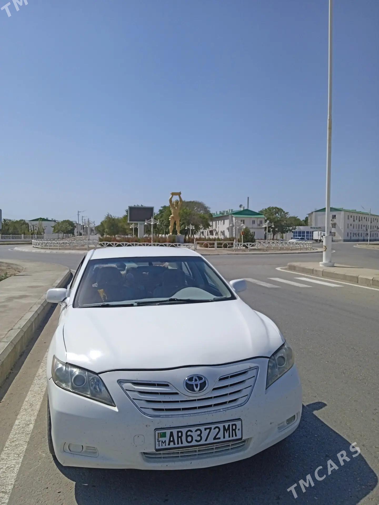 Toyota Camry 2008 - 130 000 TMT - Мары - img 10