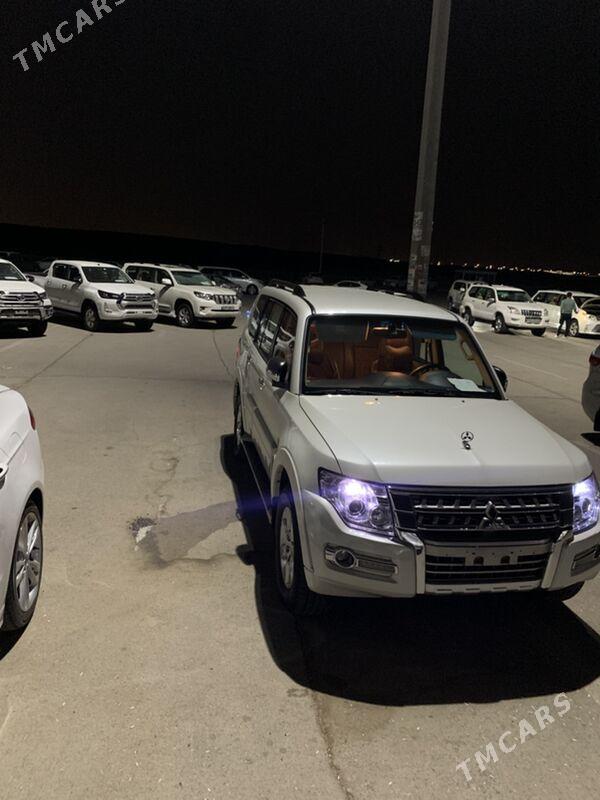 Mitsubishi Pajero 2020 - 370 000 TMT - Aşgabat - img 3