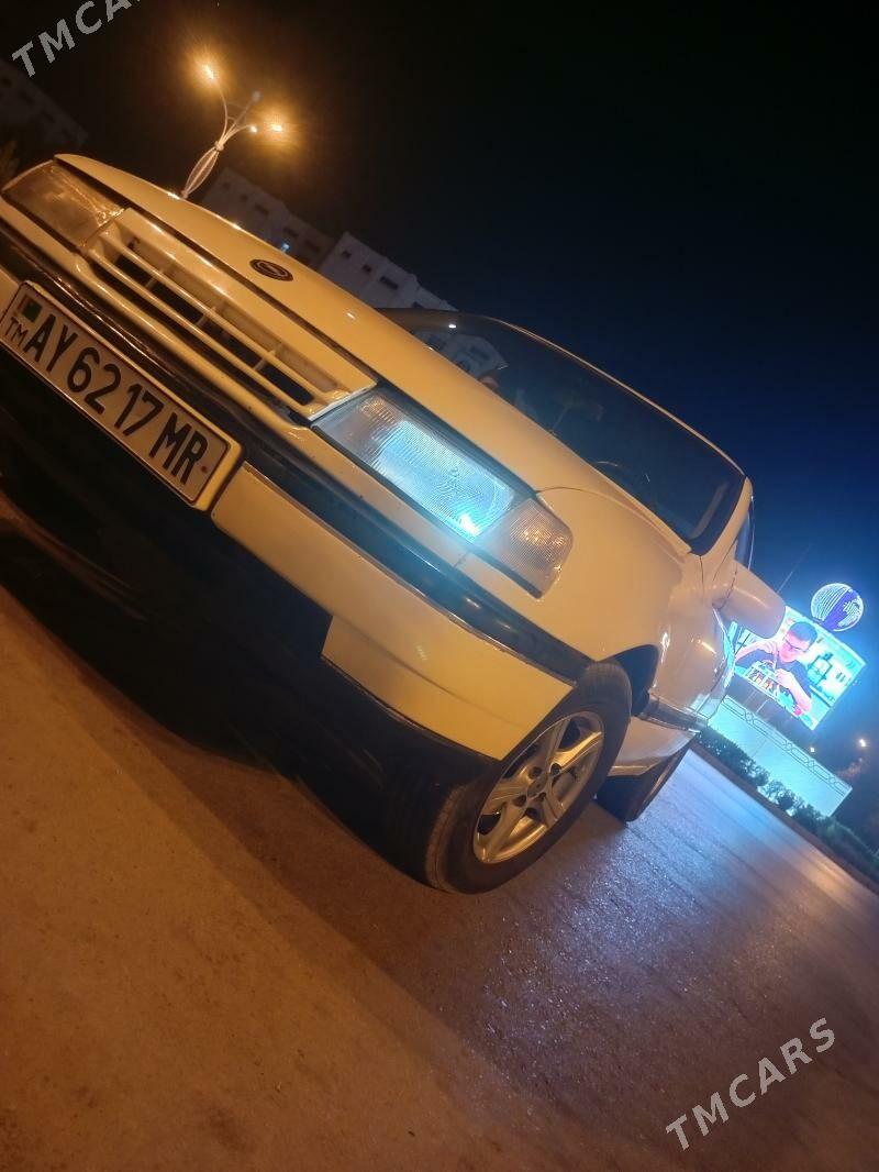 Opel Vectra 1991 - 38 000 TMT - Туркменбаши - img 5