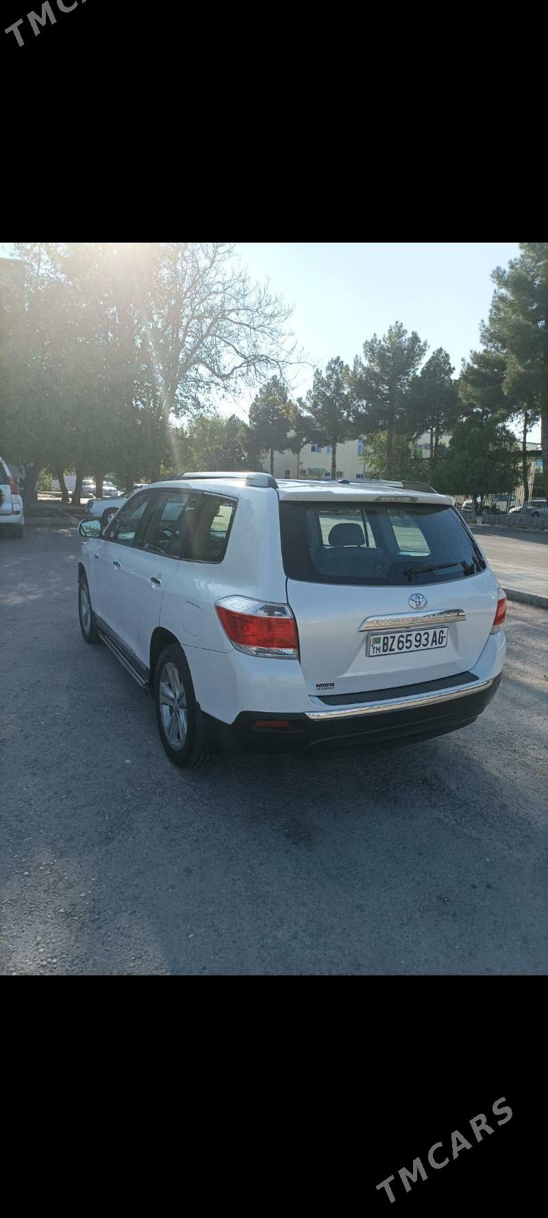 Toyota Highlander 2011 - 380 000 TMT - Ашхабад - img 3