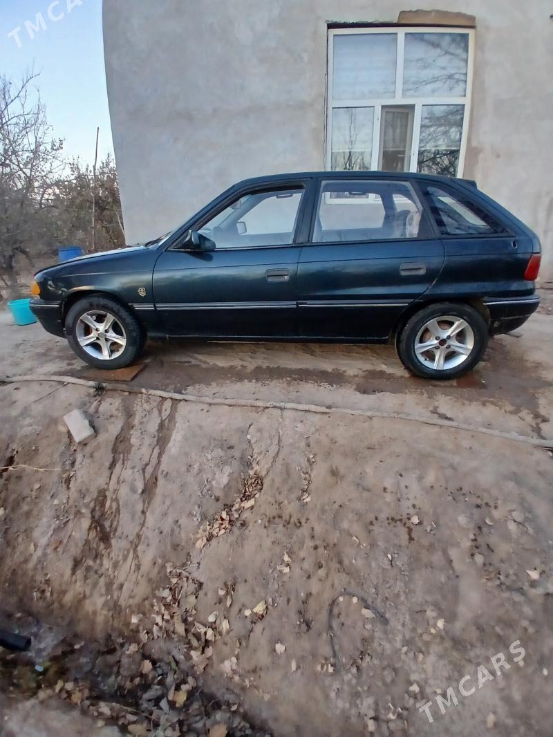 Opel Astra 1994 - 32 000 TMT - Şabat etr. - img 3