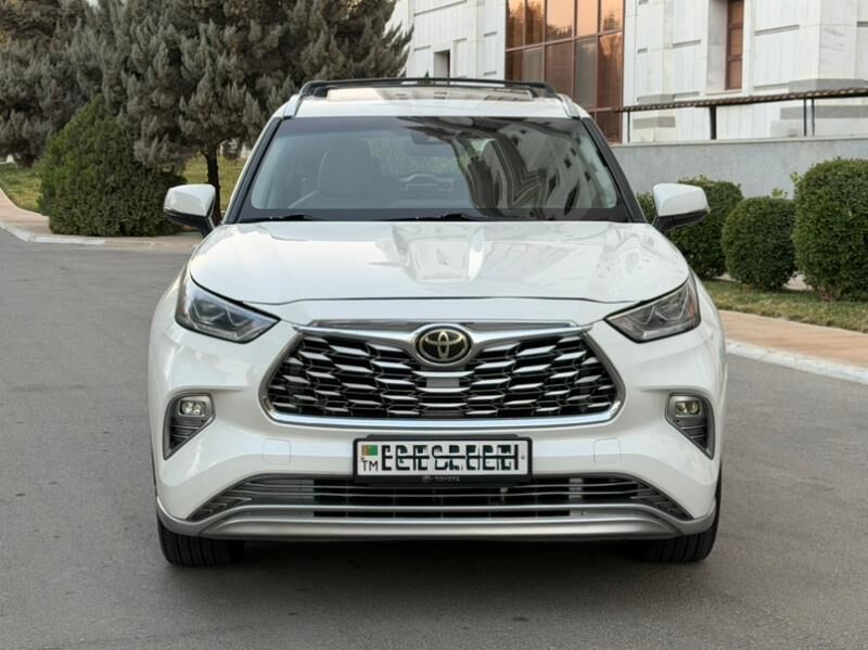 Toyota Highlander 2021 - 550 000 TMT - Ашхабад - img 1