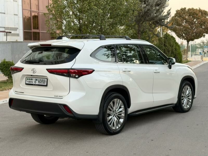 Toyota Highlander 2021 - 550 000 TMT - Ашхабад - img 6