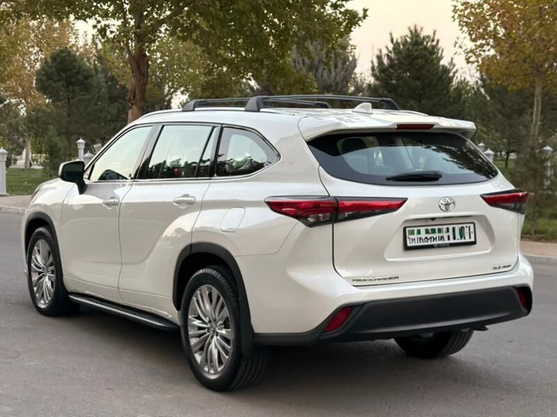 Toyota Highlander 2021 - 550 000 TMT - Ашхабад - img 2