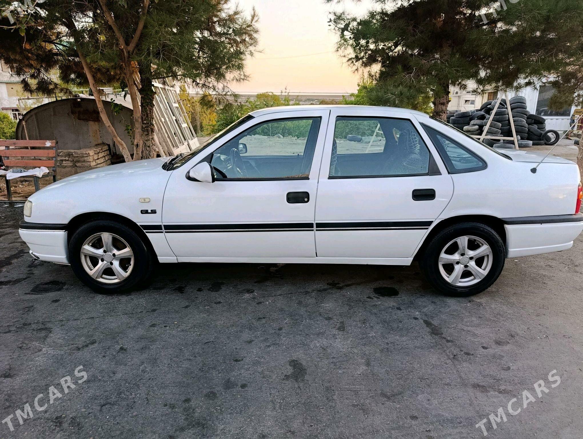 Opel Vectra 1993 - 54 000 TMT - Туркменбаши - img 3