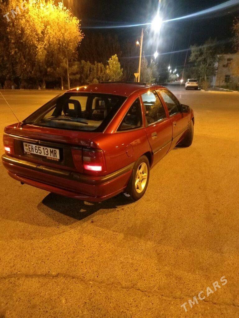 Opel Vectra 1993 - 39 000 TMT - Мары - img 4