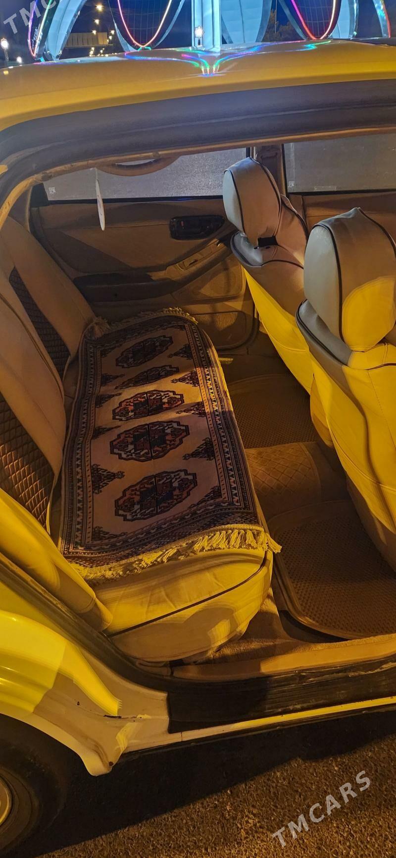 Toyota Avalon 1996 - 120 000 TMT - Мары - img 1