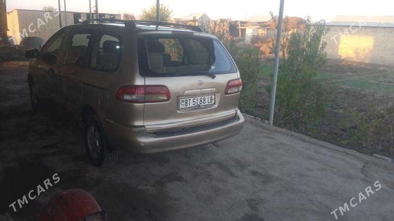 Toyota Sienna 2001 - 135 000 TMT - Garabekewül - img 4
