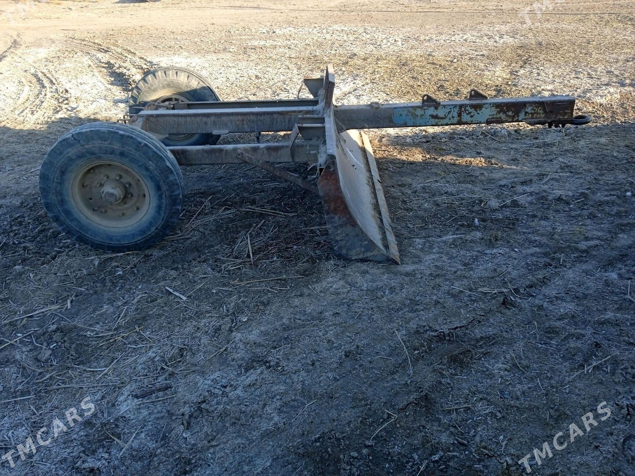 MTZ 80 1989 - 110 000 TMT - етр. Туркменбаши - img 4