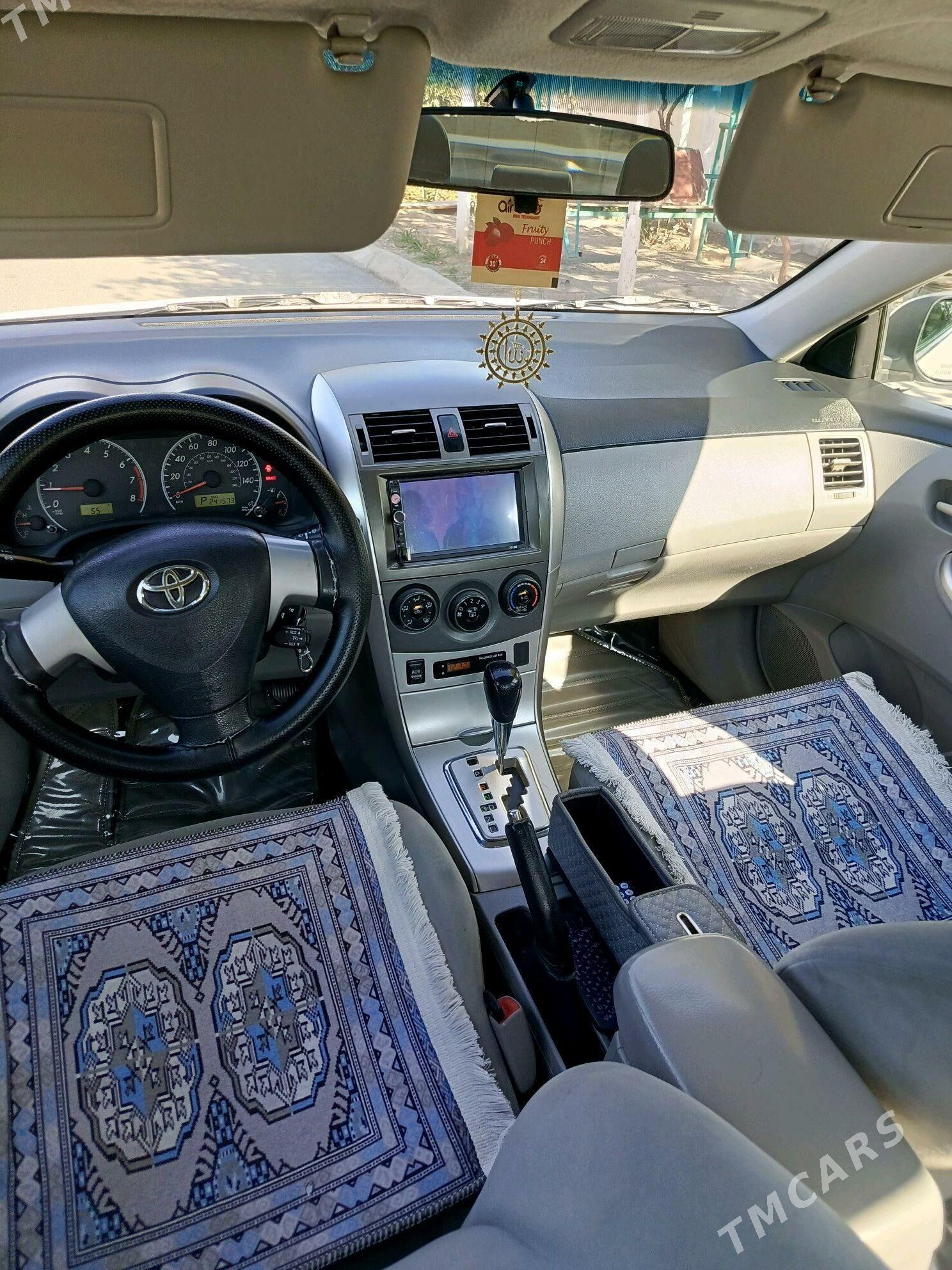 Toyota Corolla 2011 - 168 000 TMT - Бузмеин - img 3