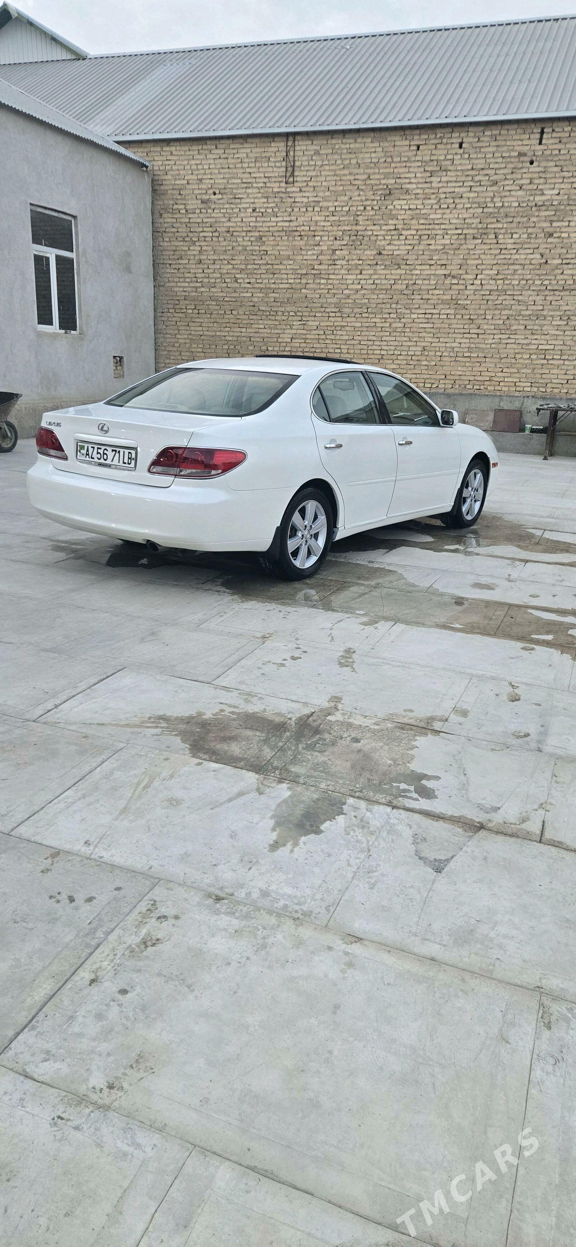 Lexus ES 330 2004 - 180 000 TMT - Фарап - img 4