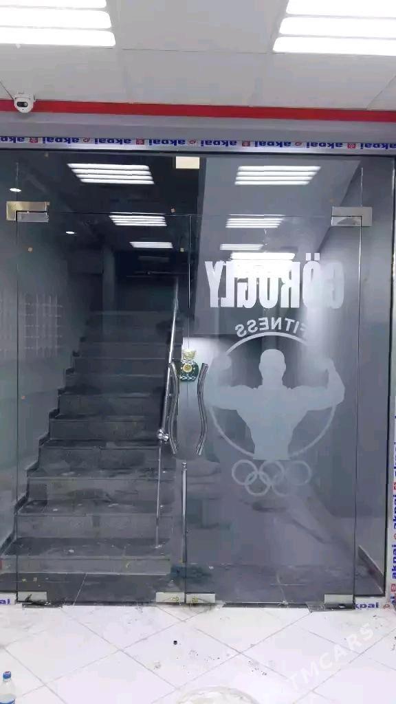 aýna aýnadan gapy - Гарадамак - img 9