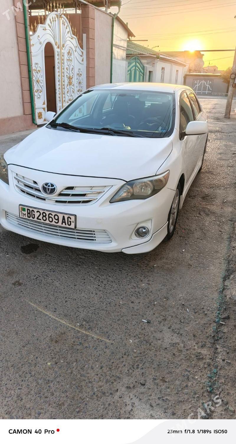 Toyota Corolla 2013 - 170 000 TMT - Ашхабад - img 2