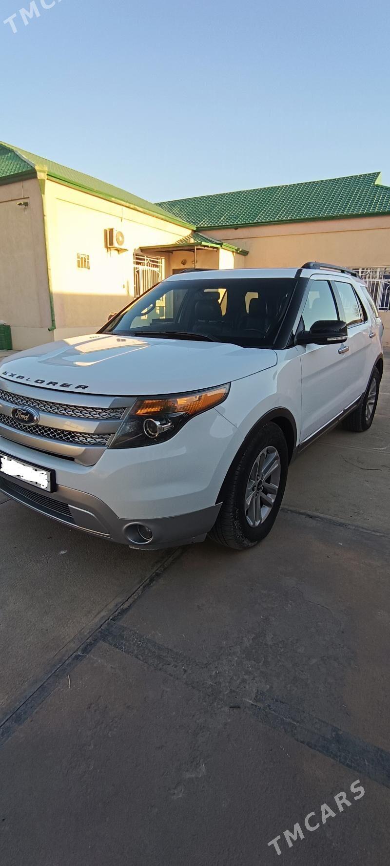 Ford Explorer 2013 - 300 000 TMT - Мары - img 2