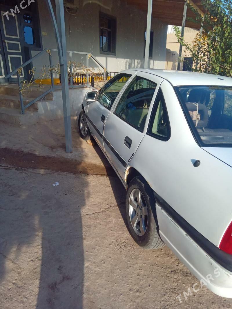Opel Vectra 1994 - 38 000 TMT - Gubadag - img 2