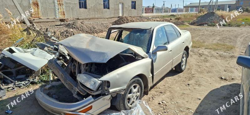 Toyota Camry 1994 - 50 000 TMT - Ýolöten - img 4