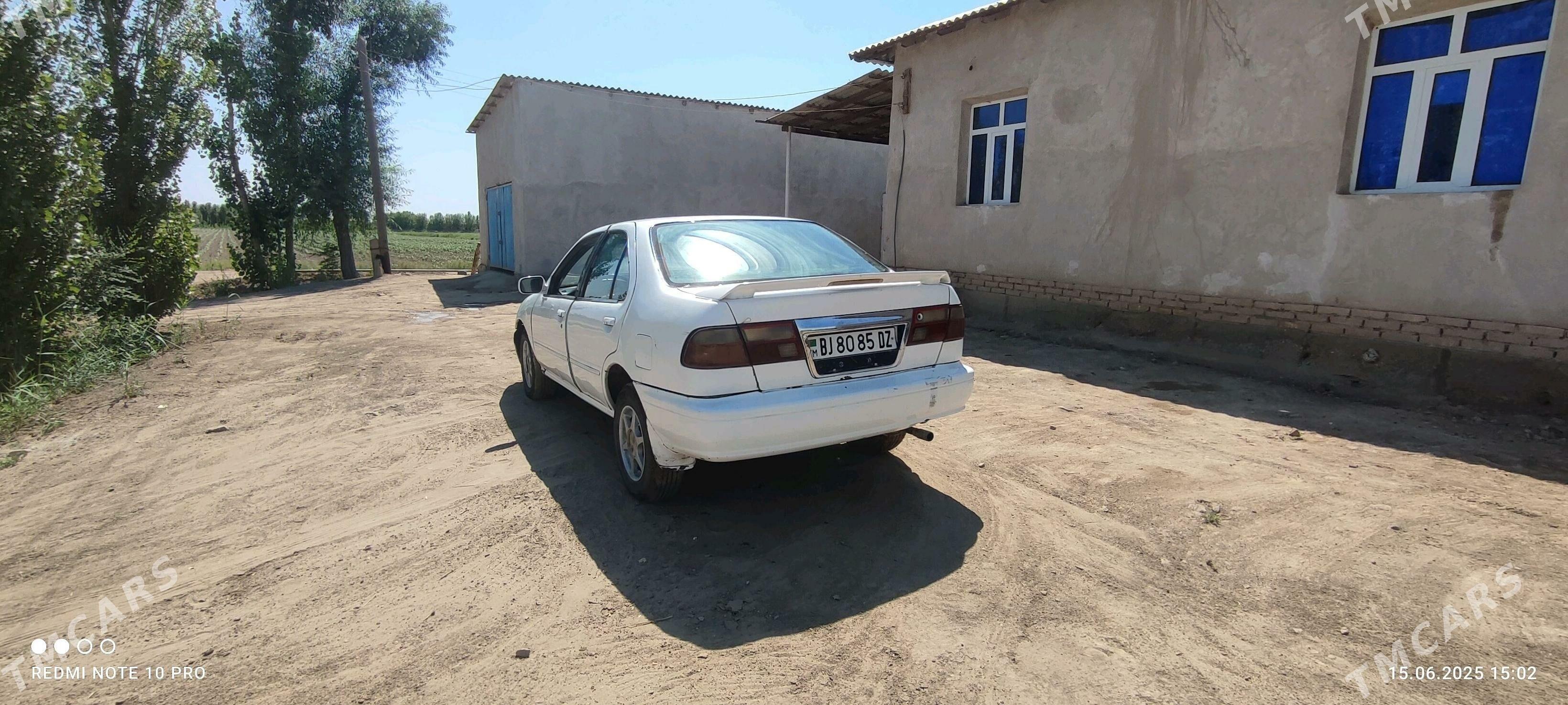 Nissan Sunny 1999 - 23 000 TMT - Губадаг - img 4