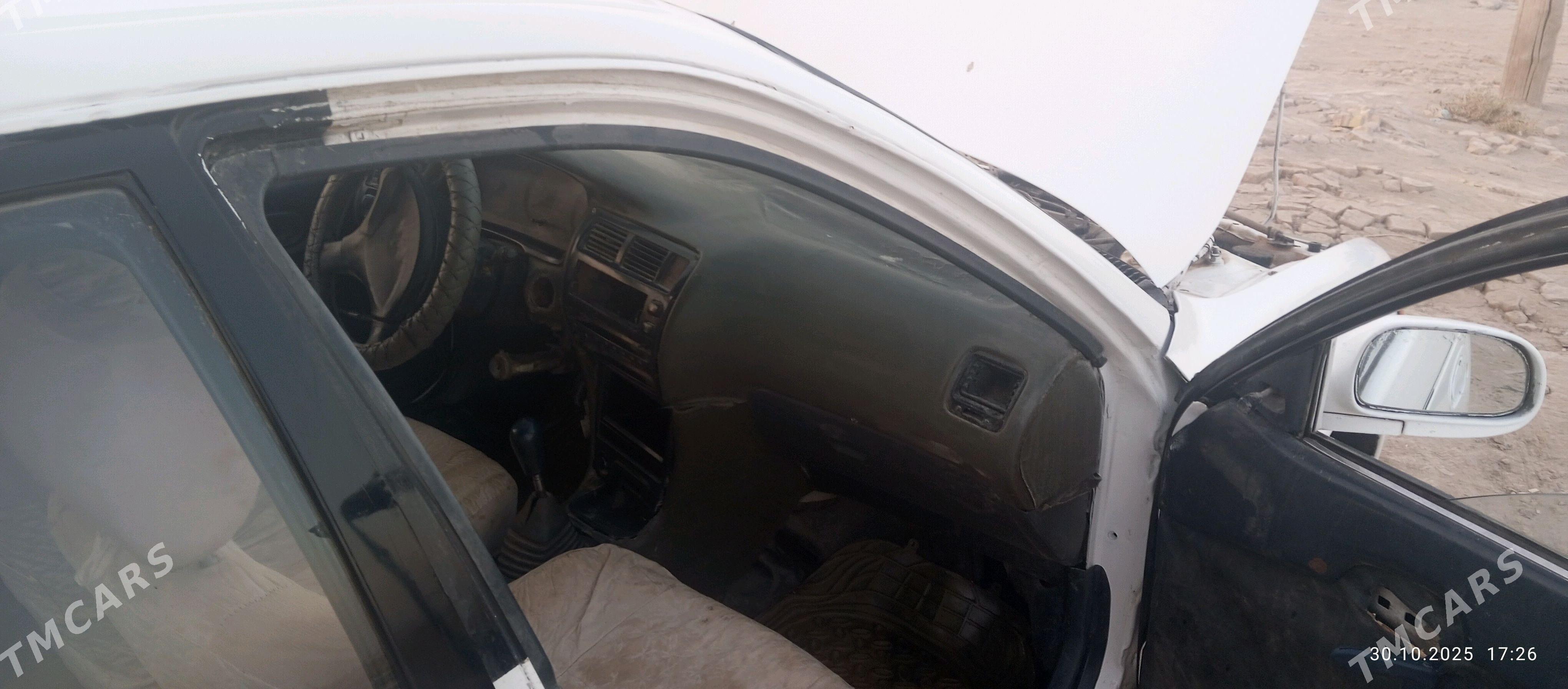 Toyota Corolla 1994 - 33 000 TMT - Халач - img 3