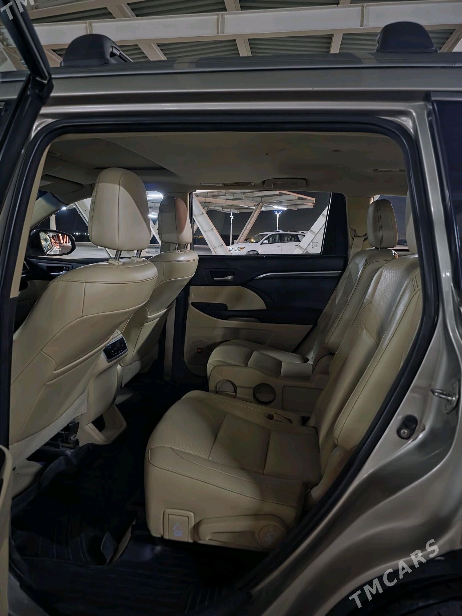 Toyota Highlander 2016 - 400 000 TMT - Türkmenabat - img 7