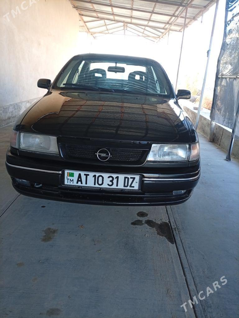 Opel Vectra 1995 - 70 000 TMT - Шабатский этрап - img 1