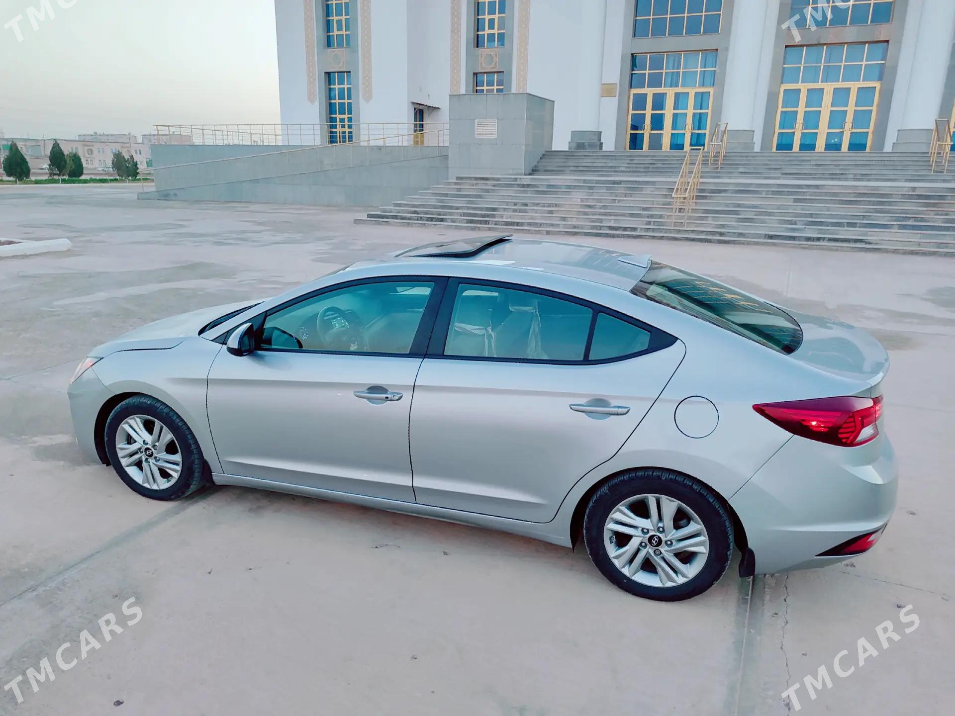 Hyundai Elantra 2020 - 220 000 TMT - Tejen - img 2