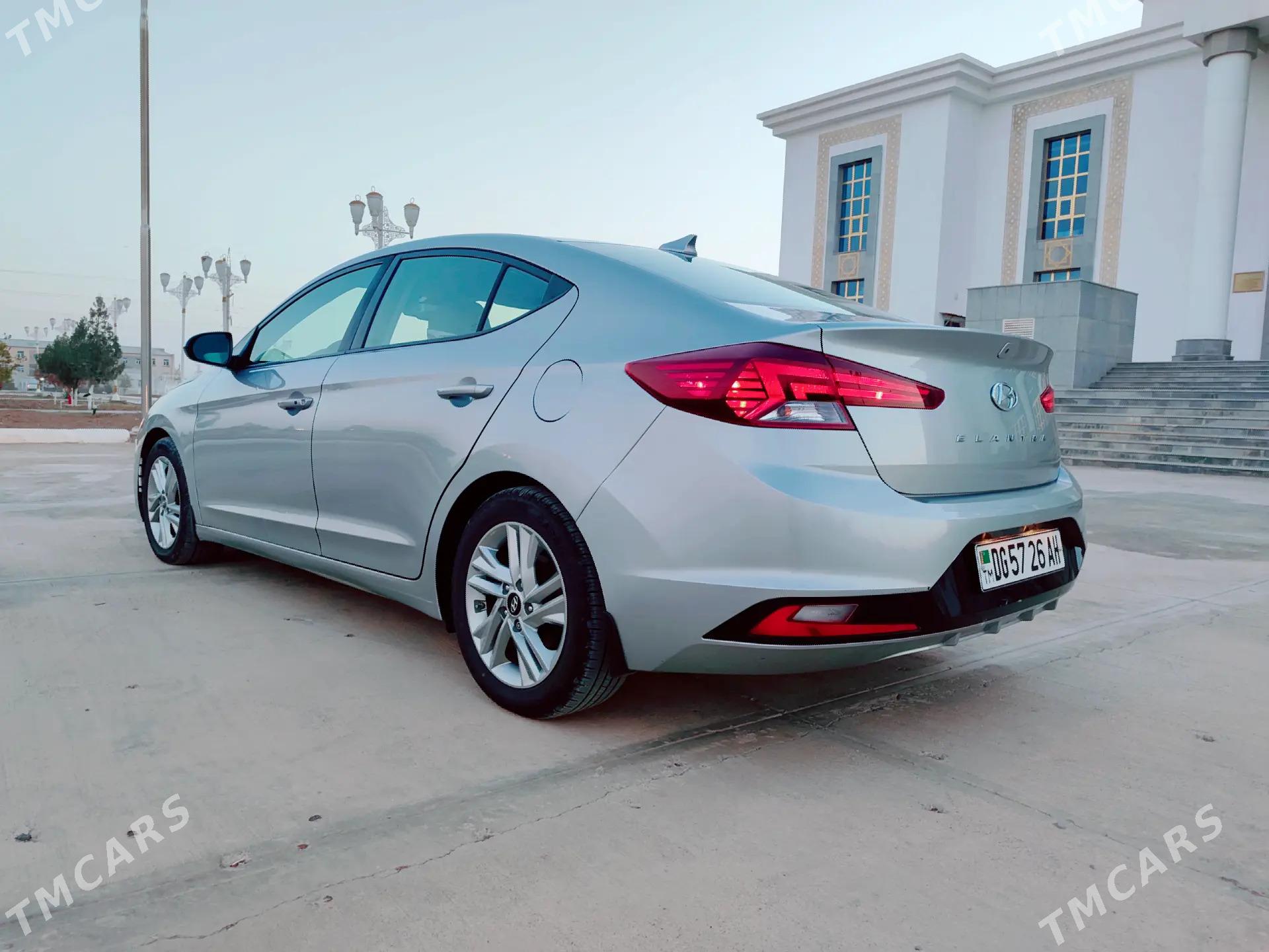 Hyundai Elantra 2020 - 220 000 TMT - Tejen - img 4