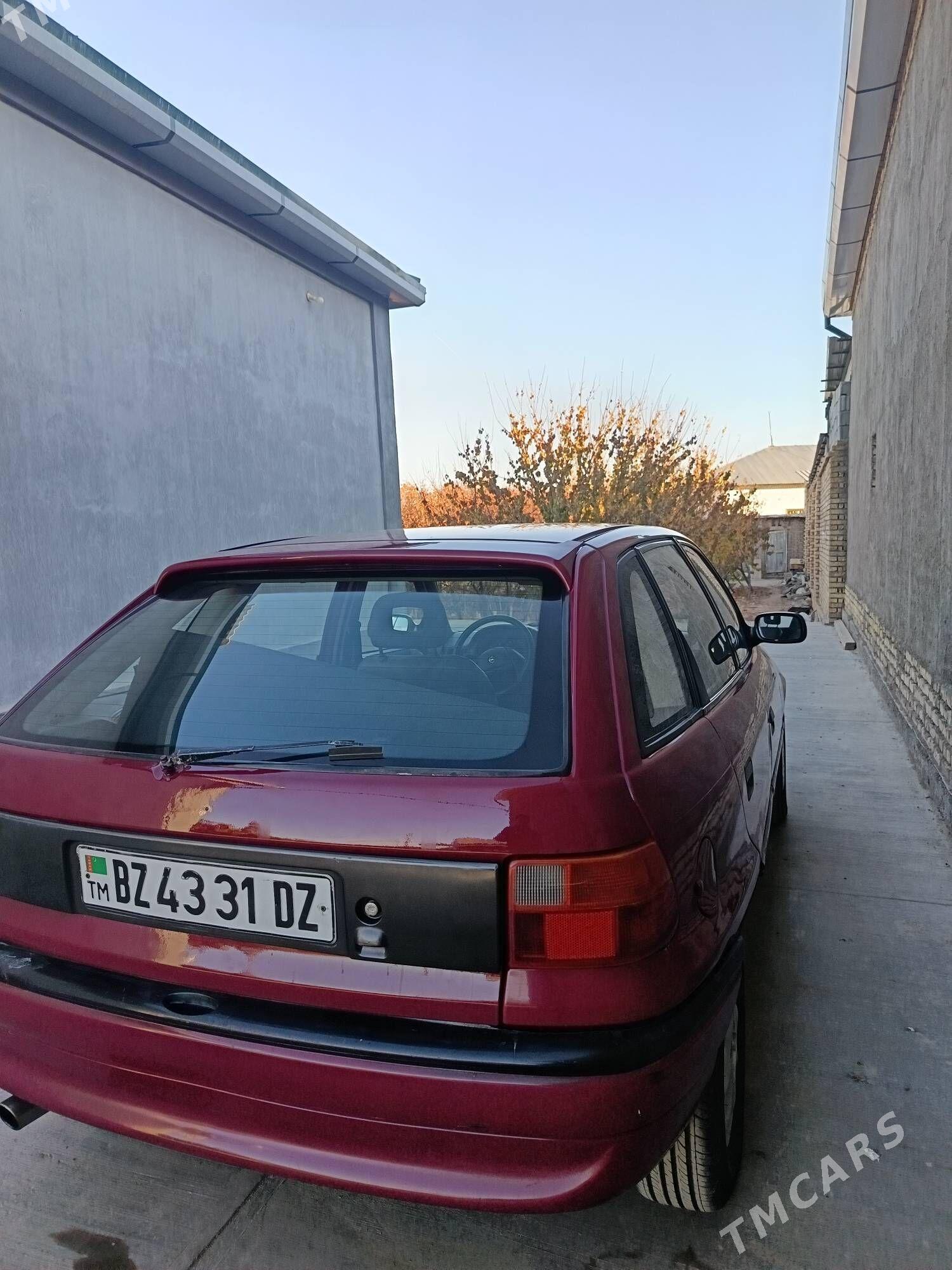 Opel Astra 1992 - 42 000 TMT - Daşoguz - img 4