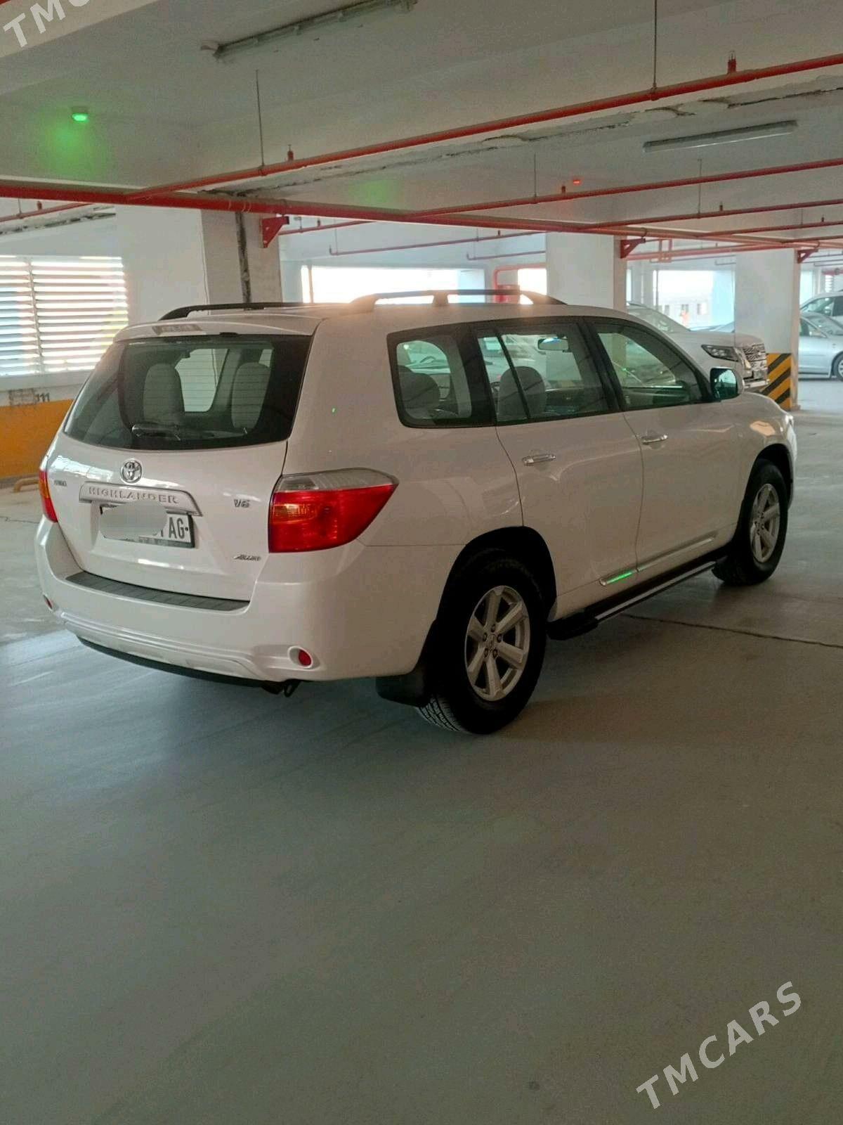 Toyota Highlander 2010 - 277 000 TMT - Arçabil şaýoly - img 4