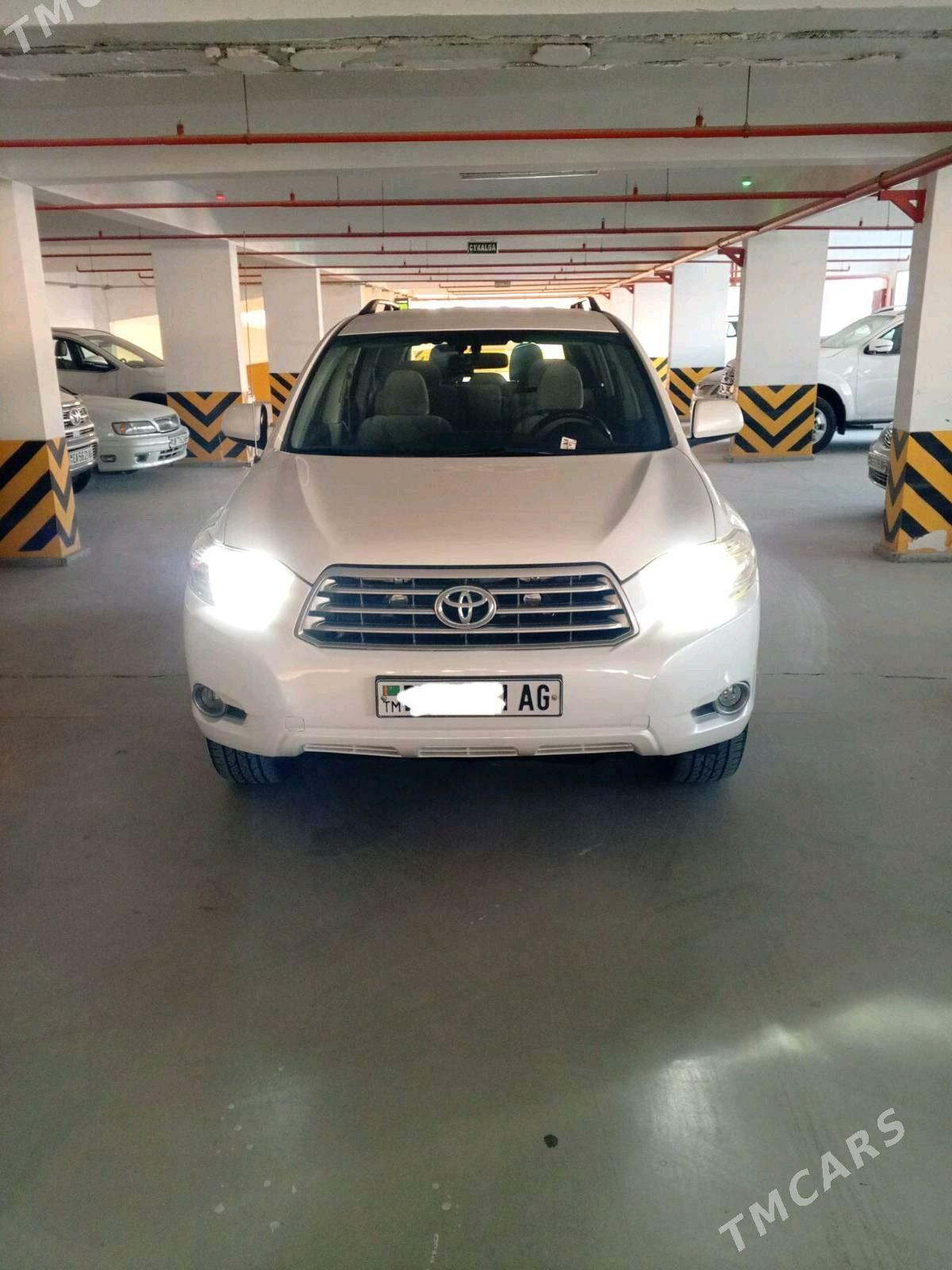 Toyota Highlander 2010 - 277 000 TMT - Arçabil şaýoly - img 1