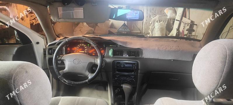 Toyota Camry 1999 - 130 000 TMT - Кёнеургенч - img 8