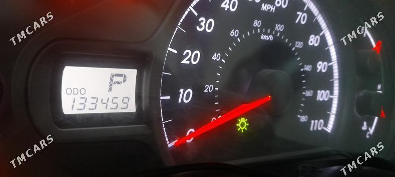 Toyota Camry 2014 - 320 000 TMT - Бахарден - img 5