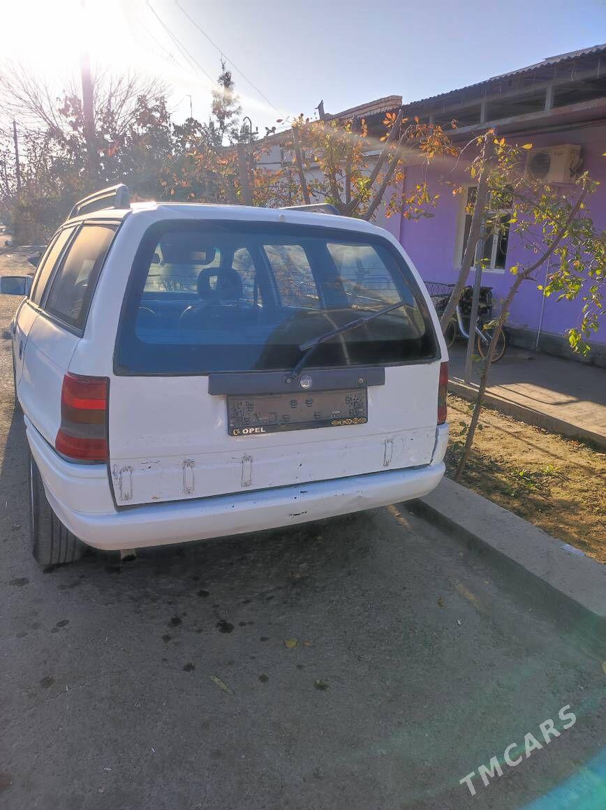 Opel Astra 1994 - 31 000 TMT - Дашогуз - img 3