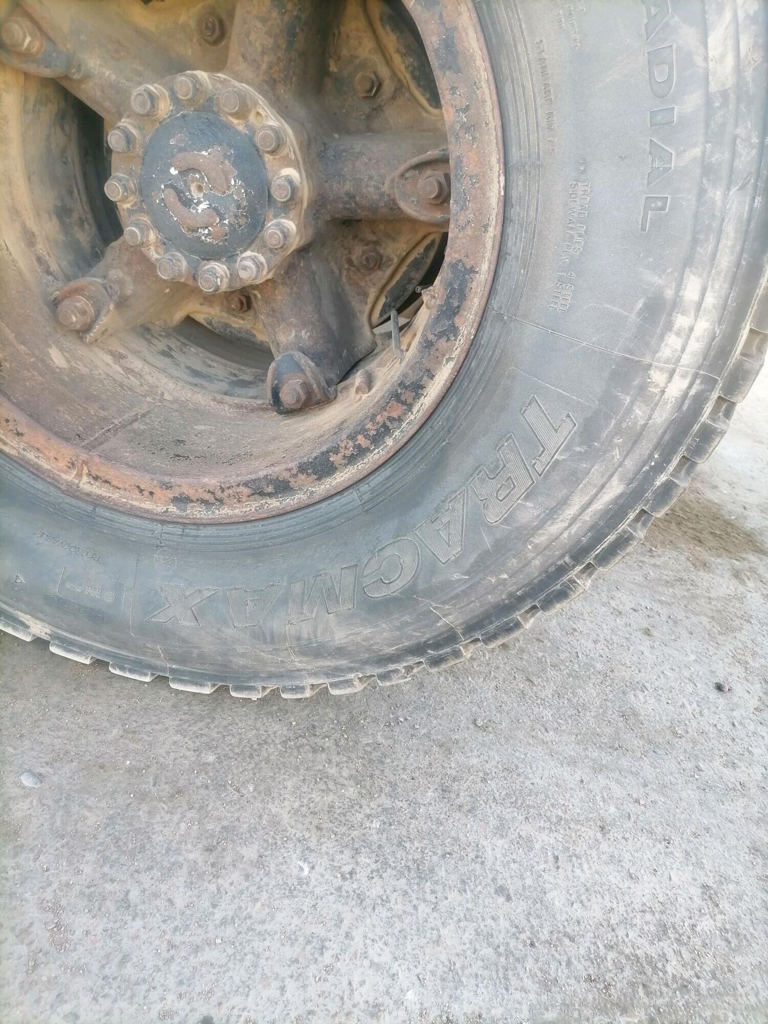 Teker 10 00R20 Tracmax 2 000 TMT - Шабатский этрап - img 4