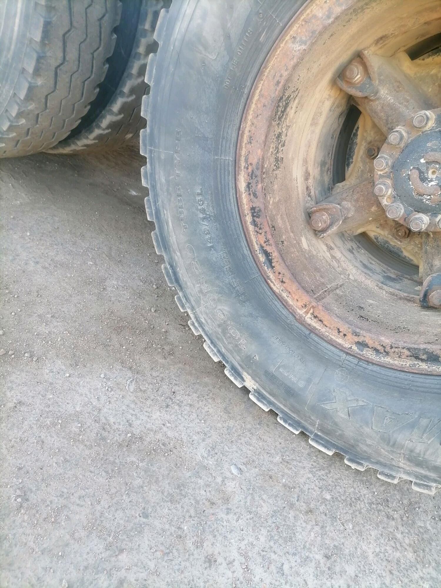 Teker 10 00R20 Tracmax 2 000 TMT - Шабатский этрап - img 5