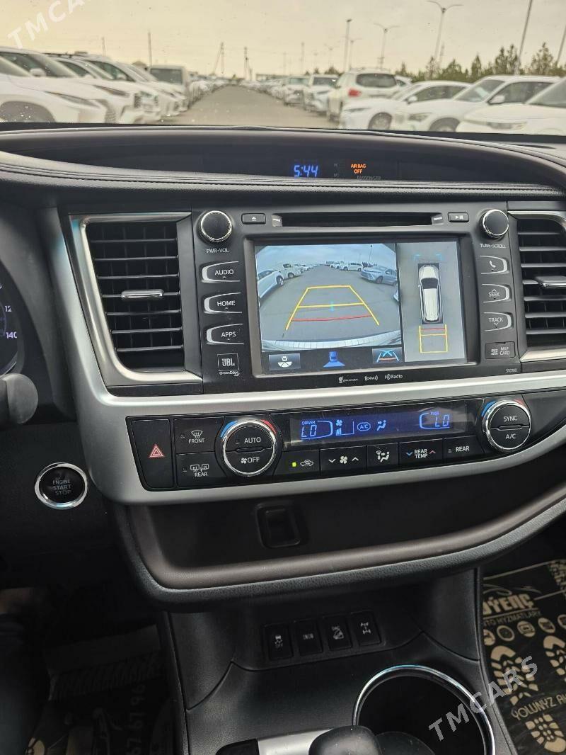 Toyota Highlander 2018 - 510 000 TMT - Aşgabat - img 9