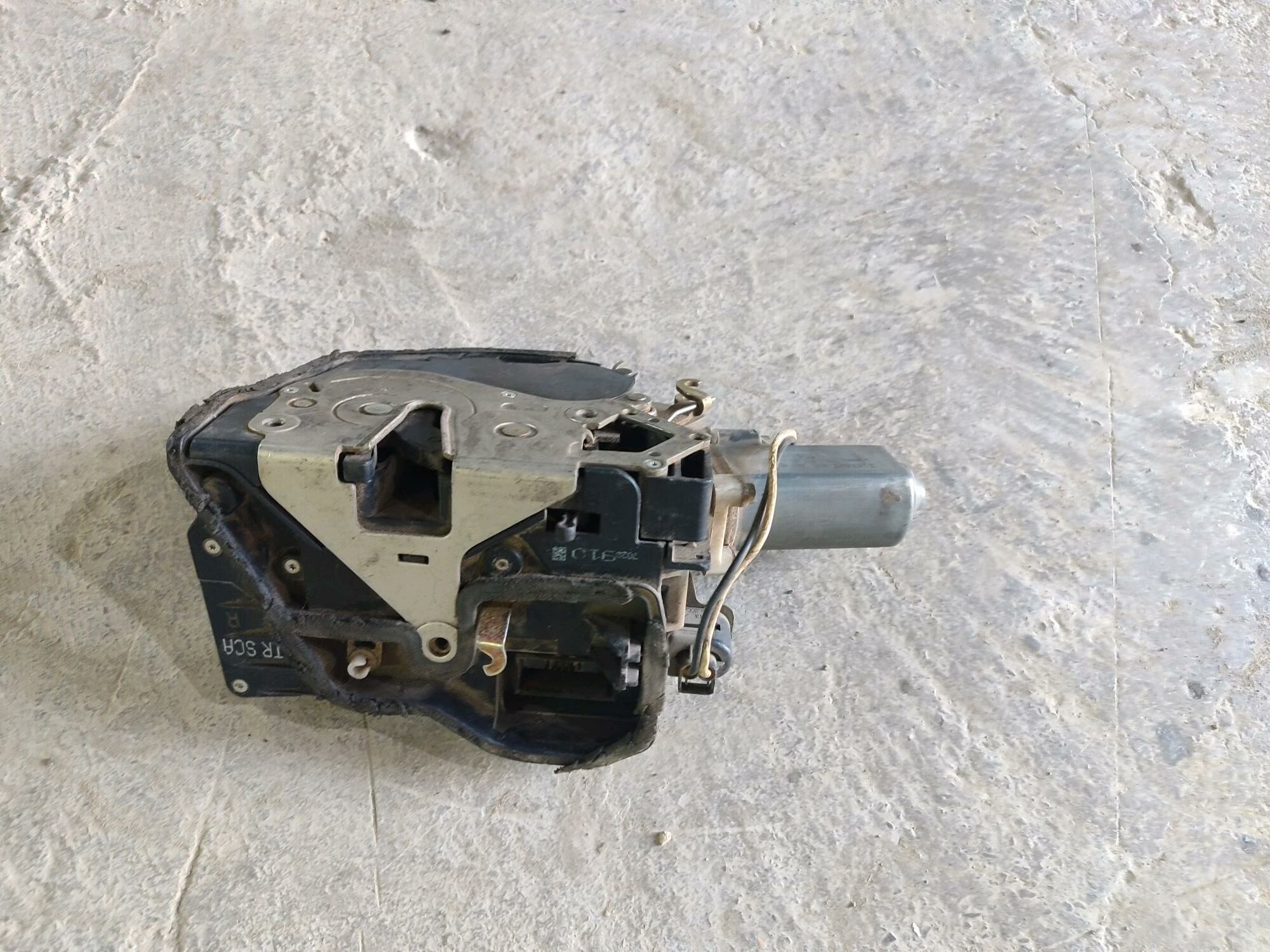 замок 1 000 TMT - Бедев - img 3