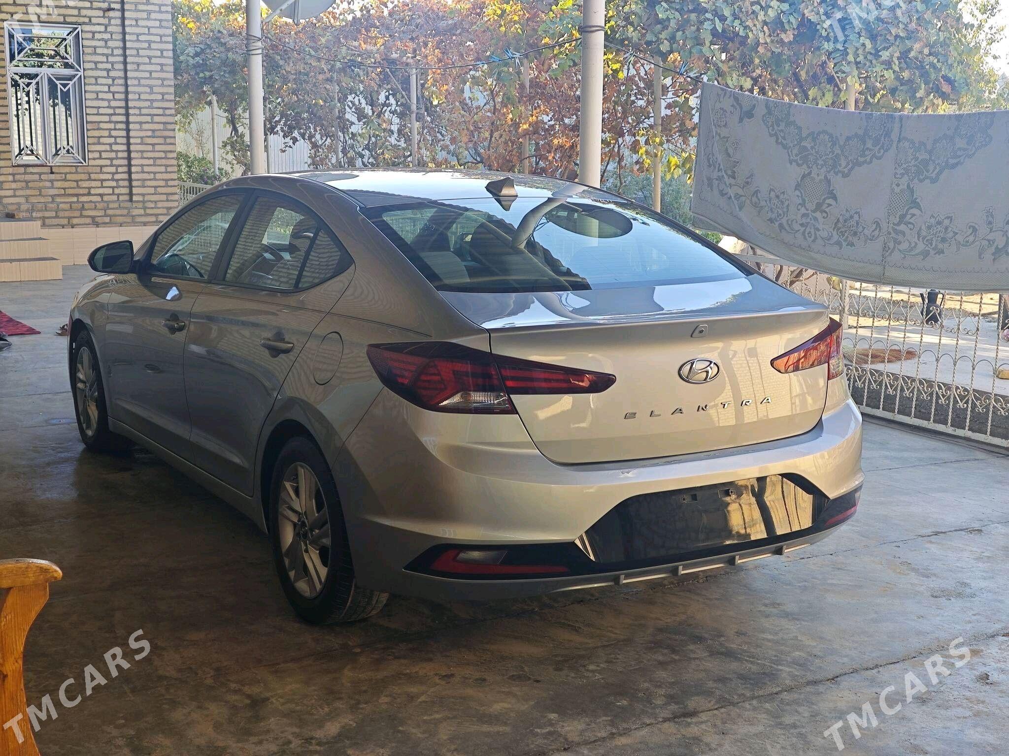 Hyundai Elantra 2020 - 190 000 TMT - Мары - img 3