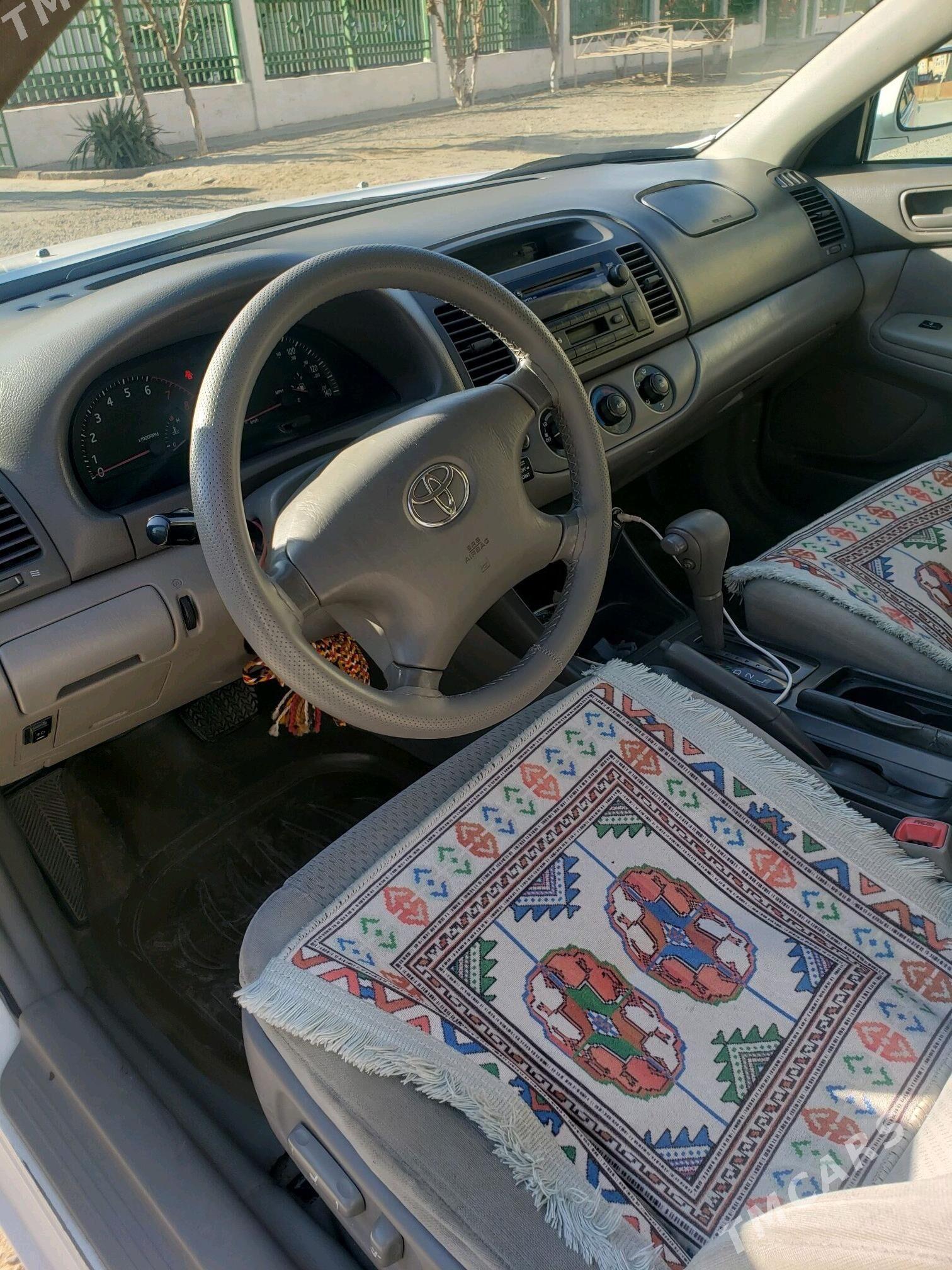 Toyota Camry 2004 - 165 000 TMT - Mary - img 9