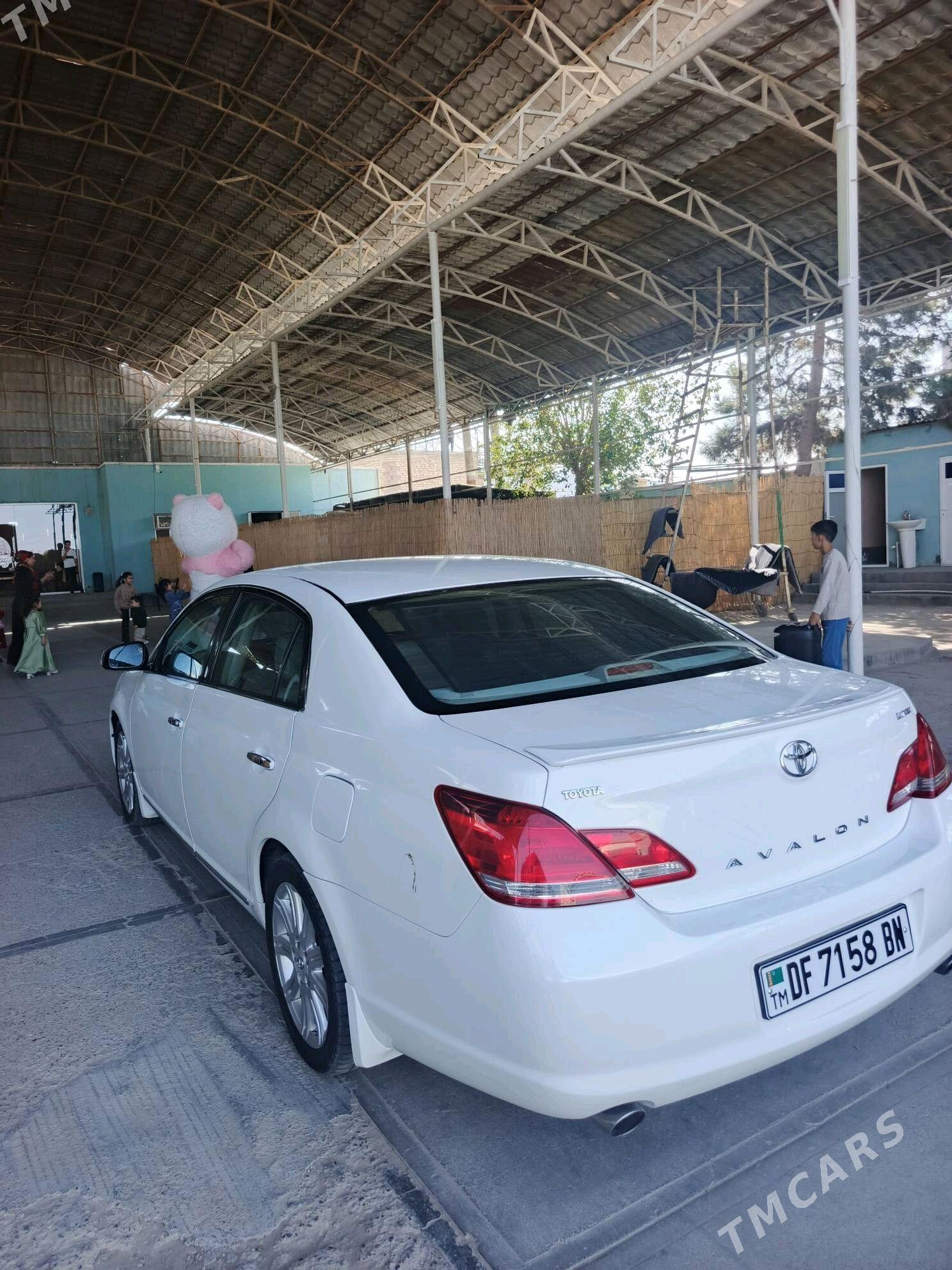 Toyota Avalon 2005 - 220 000 TMT - Gyzylarbat - img 5