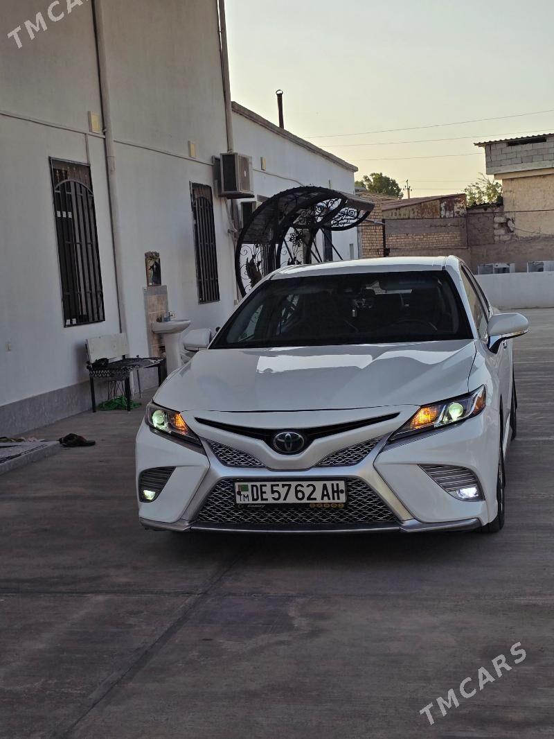 Toyota Camry 2020 - 350 000 TMT - Анев - img 2